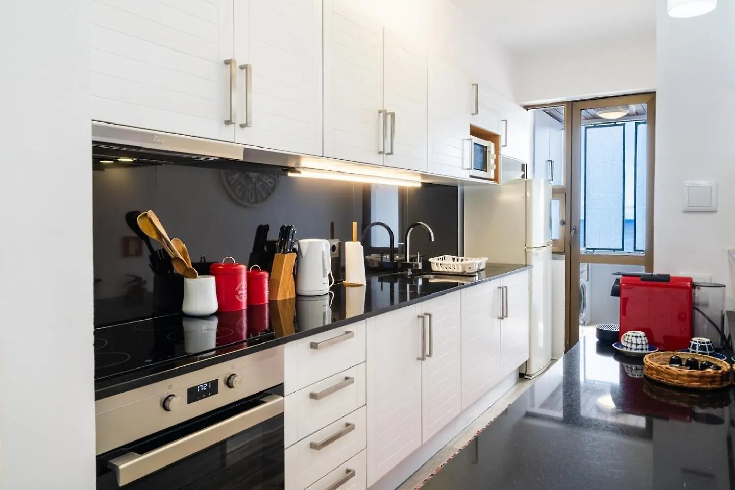 Sunny Getaway In Funchal Apartment  Funchal (Madeira)
